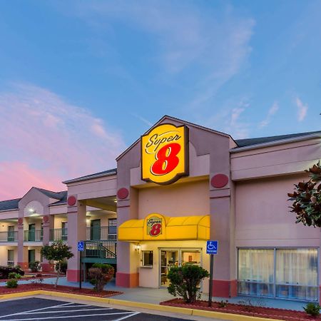 Super 8 Hotel Stafford Ngoại thất bức ảnh