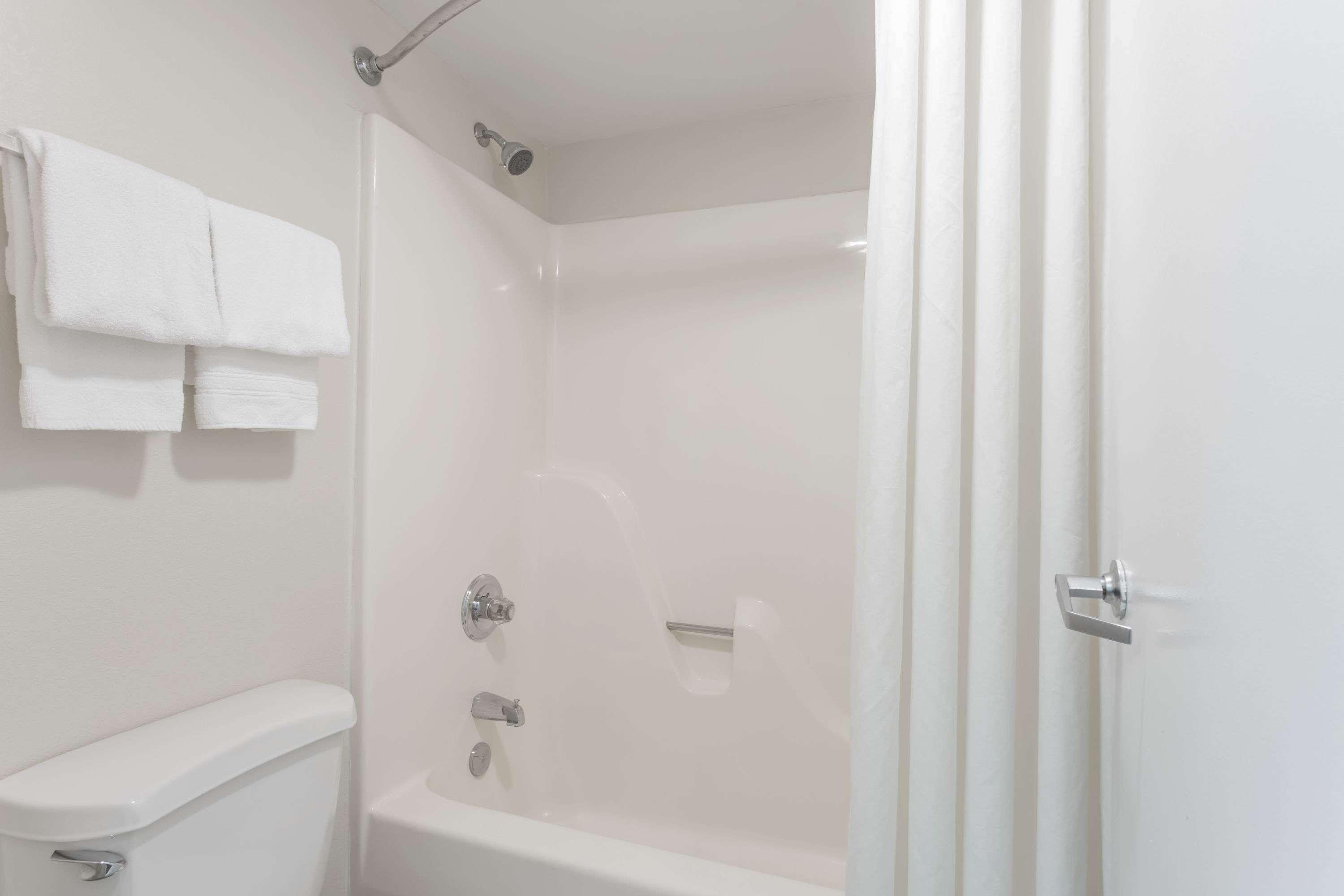 Super 8 Hotel Stafford Ngoại thất bức ảnh